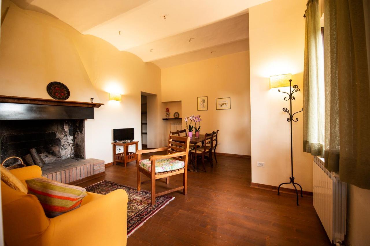 Agriturismo Lago Di Mezzano Valentano Exterior photo