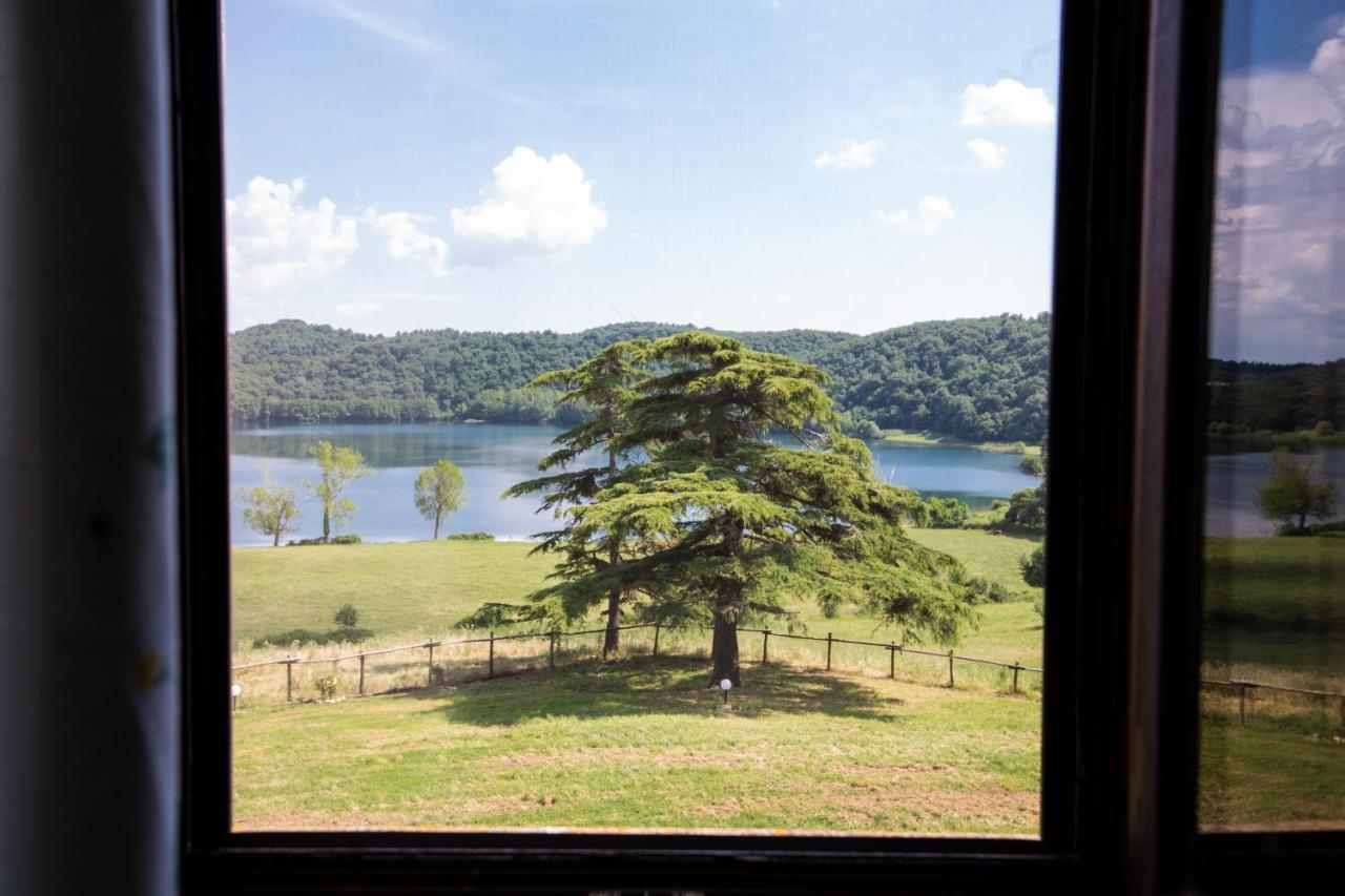 Agriturismo Lago Di Mezzano Valentano Exterior photo