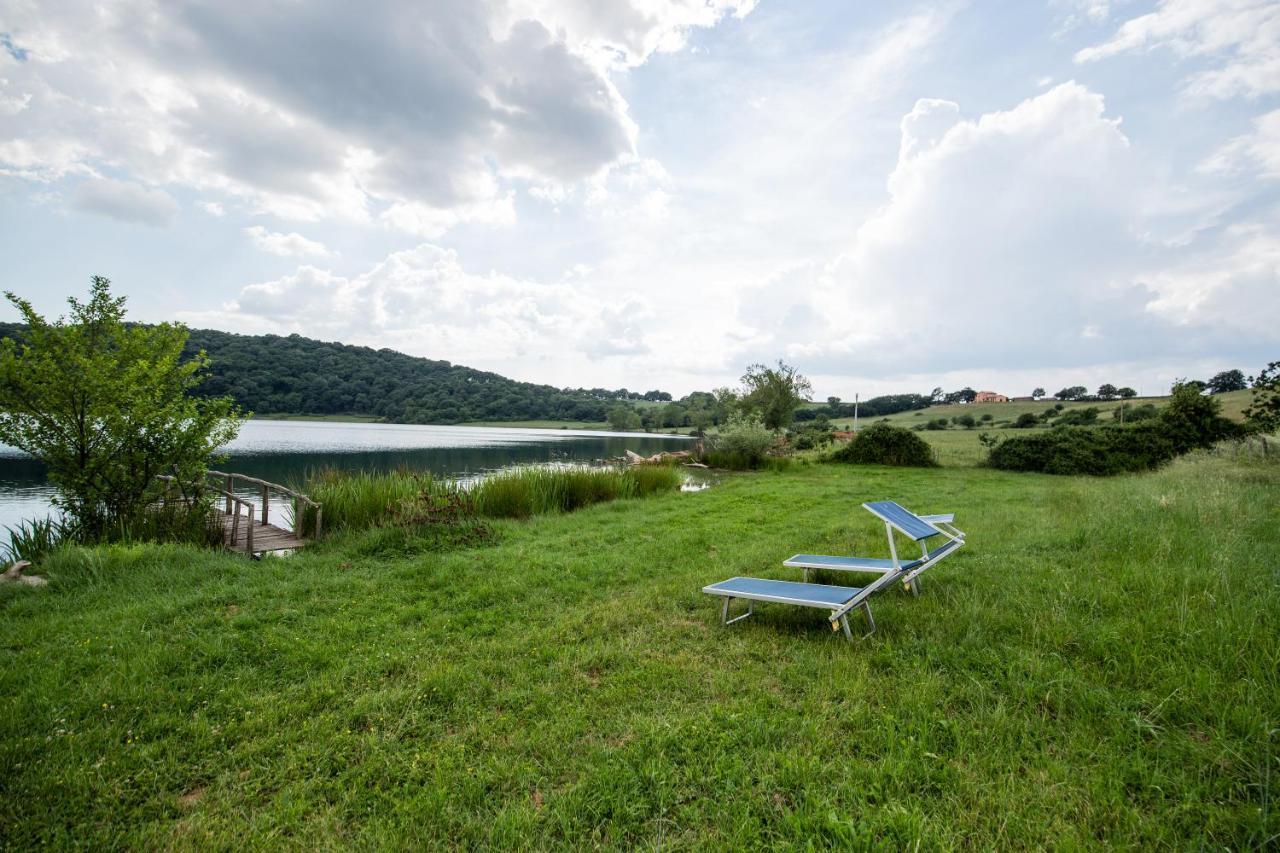Agriturismo Lago Di Mezzano Valentano Exterior photo