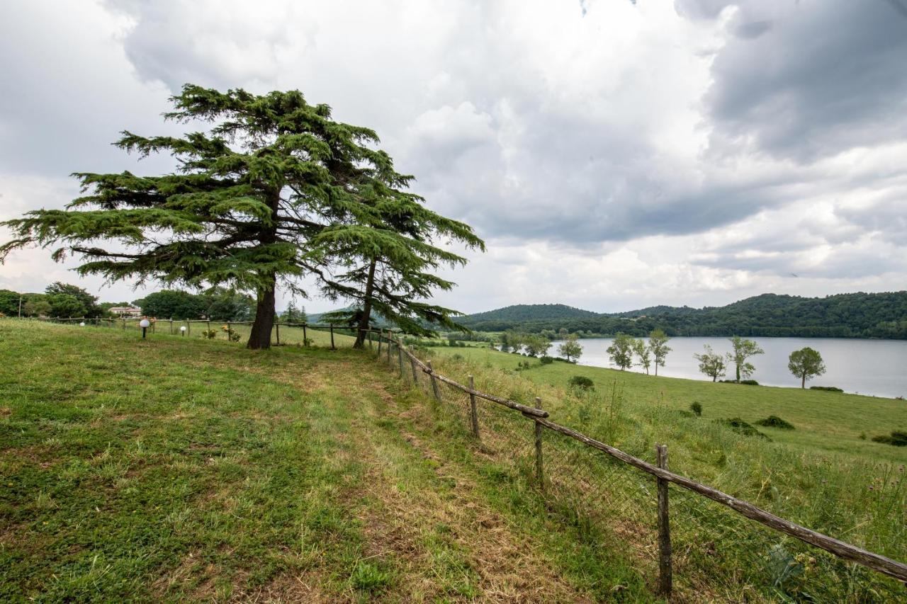 Agriturismo Lago Di Mezzano Valentano Exterior photo