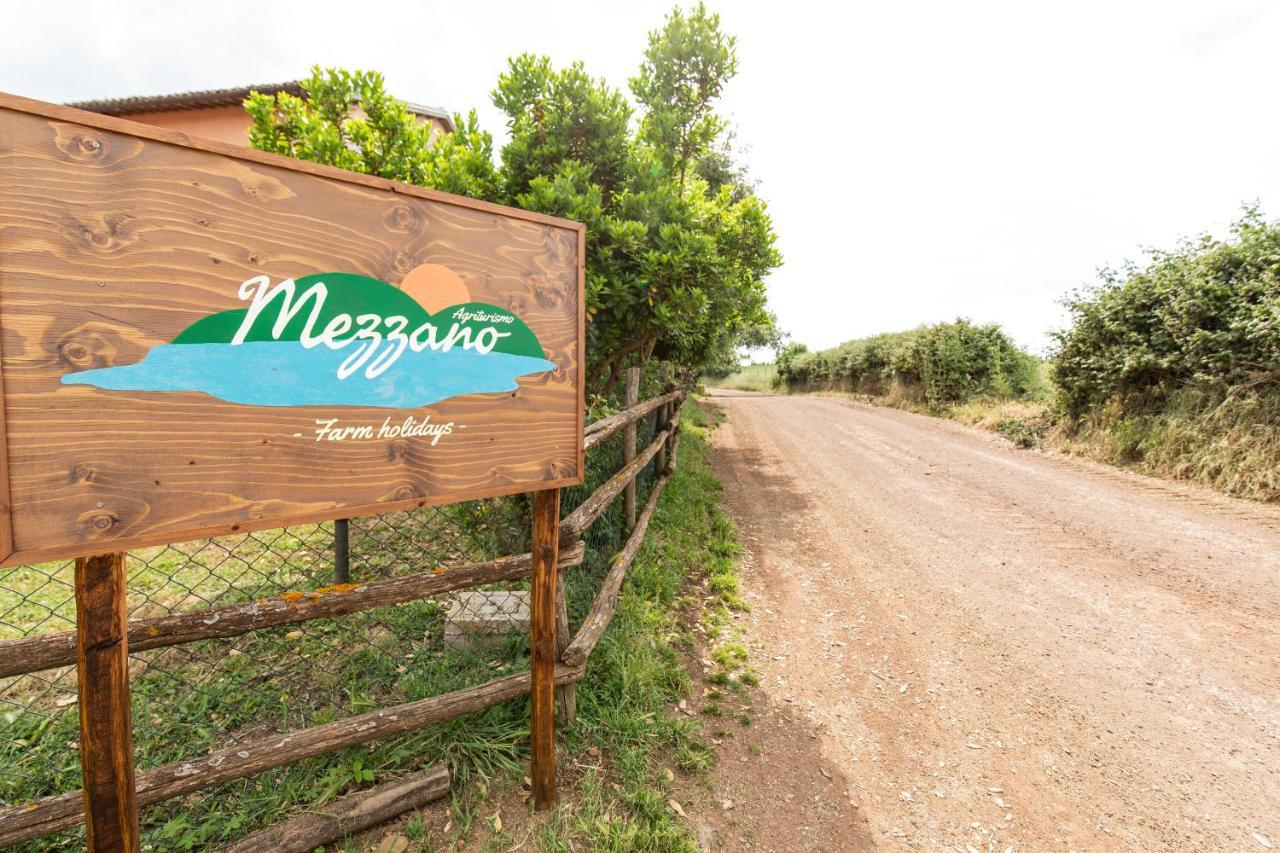 Agriturismo Lago Di Mezzano Valentano Exterior photo